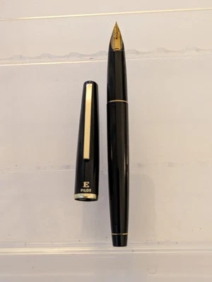 Pluma Estilográfica D3 De Colección Negra GT Pilot E-300 - 14k Suave Flex Nuevo en Caja Foto 1 de 4