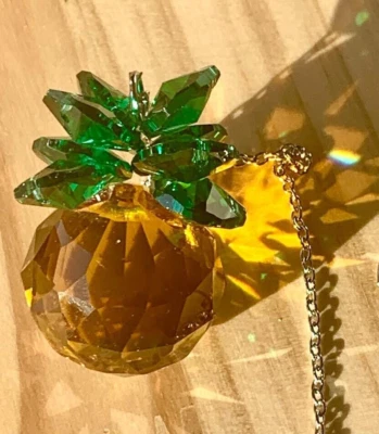 10 1/4" Verde Amarillo Piña Forma Prisma Cristal Atrapasol Ventana Colgante Nuevo Foto 1 de 3