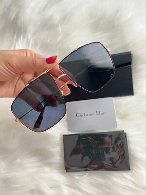 Унисекс христианский Диор солнцезащитные очки ярлык $565 - Изображение 1 из 4
