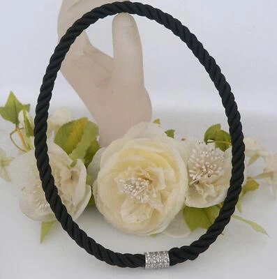 Halskette Kordel 8mm Ø Schwarz, Strass Verschluss Magnet  Länge Auswahl 450k - Bild 1 von 4