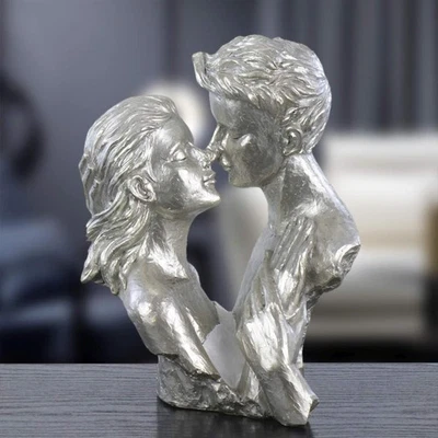 Dekofigur Paar silber küssend in Umarmung modern Deko Büste Liebespaar 29 cm - Bild 1 von 4