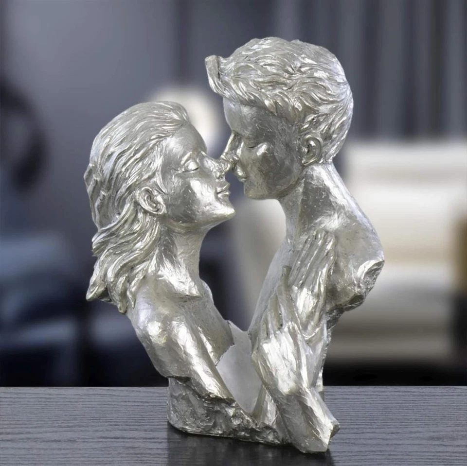 Dekofigur Paar silber küssend in Umarmung modern Deko Büste Liebespaar 29 cm - Bild 1 von 4