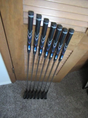 Tour Edge Exotics EXS 220h 5-PW + A gap wedge hybrid iron set 5-A JUMBOMAX grips - Image 1 of 4