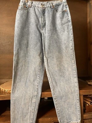 Vintage 90s Straight Fit Tapered LIGHT  Wash Womens Jeans size 16 EUC HIGH RISE - Image 1 of 4