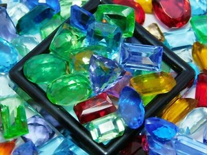 Lote de gemas sueltas de corte mixto de 100 quilates de topacio pequeño creado en laboratorio corte mixto de 4 a 10 quilates - Imagen 1 de 4