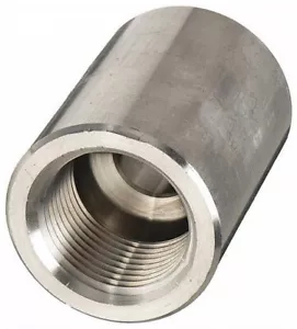 1/2" X 3/8" NPT Female Threaded Reducing Coupling 304 Stainless Steel 3000 3M - Picture 1 of 3