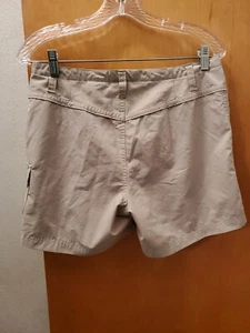 Columbia XCO Hiking Shorts Women's Size 8 Tan Beige Outdoors Cargo  - Picture 1 of 5