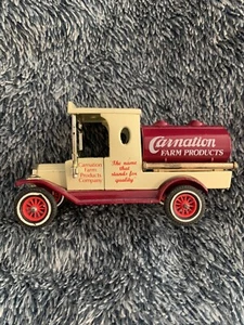 Matchbox Models Y-3 1912 Model T Ford Tanker Carnation Farm Products - Picture 1 of 2