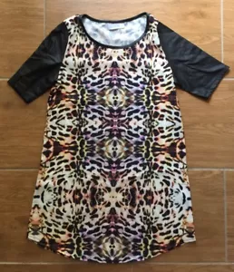 Shareen Short T-Shirt Dress in Vivid Animal Print & Faux Leather Sleeve 10 - Picture 1 of 1