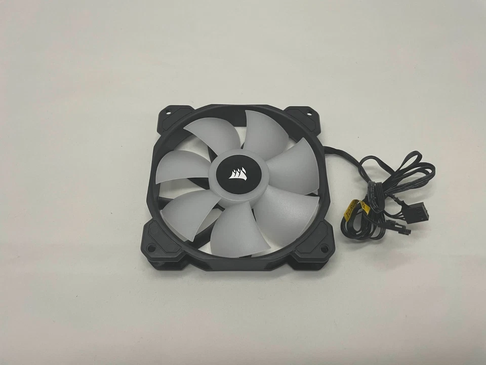 Corsair SP120 RGB Elite 120mm PWM PC Lüfter – ARGB, leise, Gaming Gehäuselüfter - Bild 1 von 2