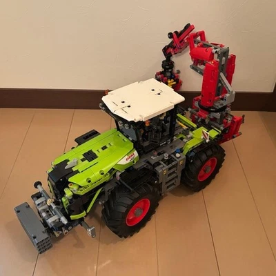 LEGO Technic CLAAS XERION 5000 TRAC VC 42054 In 2016 Used Retired Complete - Image 1 of 4