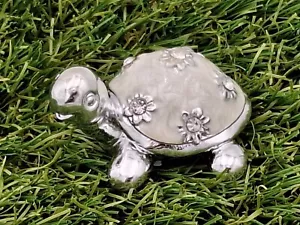 Schildkröte Perlmutt Optik in weiß silber 5 cm mit Strass-Steinen 🐢 - Bild 1 von 4