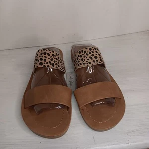 Charlie Paige Women's Sandals Flat Leopard Print Leather Straps Size 8 - Picture 1 of 5