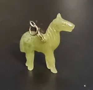 COLGANTE CABALLO ANTIGUO JADE CON HEBILLA DE PLATA ESTERLINA 925 FRANCIA - Imagen 1 de 11