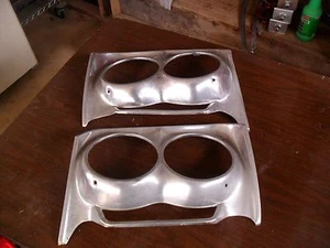1962 head lite doors, repairable 1 pair. automobilia,rat rod - Picture 1 of 3