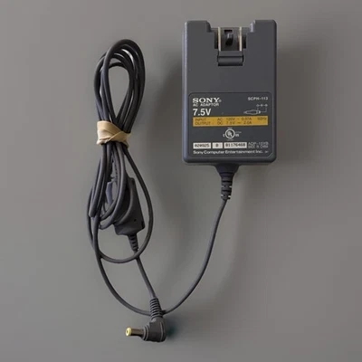 Fuente de alimentación adaptador de CA Sony PlayStation PSone PS1 SCPH-113 7,5 V OEM original Foto 1 de 4