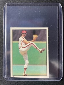 1981 Topps Yearbook Stickers Steve Carlton #28 Phillies!!!