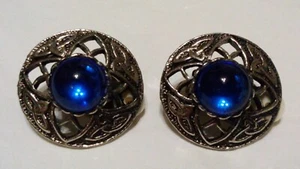 SCOTTISH CELTIC Vintage Pewter Acrylic Sapphire Blue Cabochon CLIP-ON EARRINGS* - Picture 1 of 12