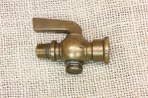 Old Brass Lever Handle Valve Petcock Gas Engine Tractor Vintage 1/8” MIP FIP NPT Cover