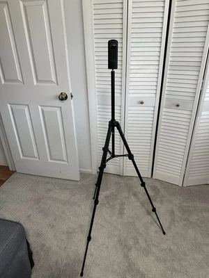 Nueva cámara Ricoh Theta Z1 51 GB 360 con trípode + extras Foto 1 de 4