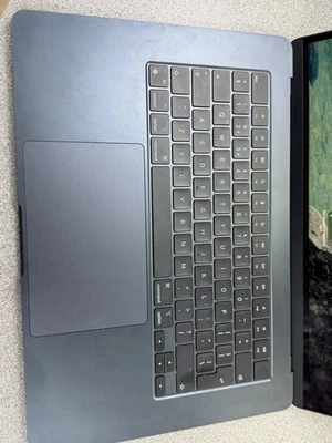 Apple MacBook Air 15-inch Model A2941 with 256GB SSD, M2, 8GB RAM - Image 1 of 4