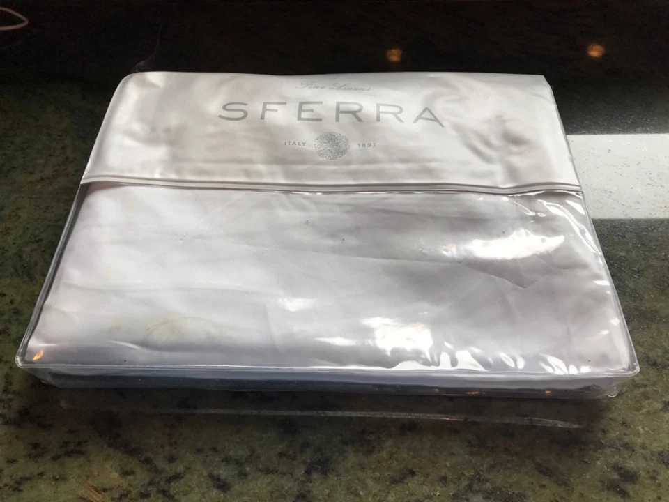 SFERRA Fiona 3200 Egyptian Cotton Sateen King Fitted Sheet White F1433