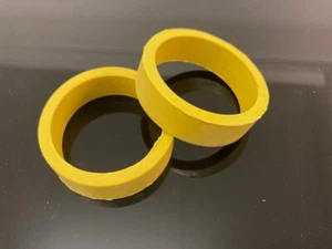 Lot de 2 élastiques flipper bally stern jaunes *** - Imagen 1 de 1