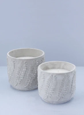 Citronella Candle, Pretty Garden Scented Candle Outdoor Candle in Grey Leaf Pot - Image 1 of 4