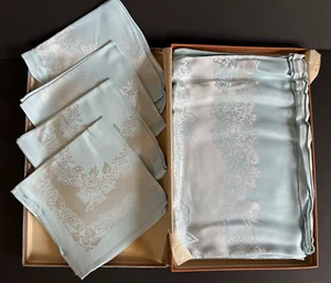 Vintage Cel-O-Sheen Blue Damask 54" Table Cloth 4-15" Napkins NIB by Fieldcrest - Picture 1 of 9