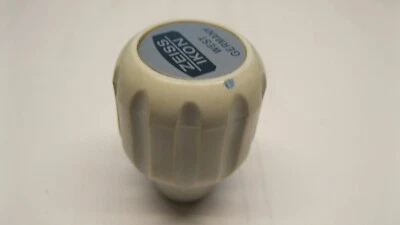 Perilla atornillada Zeiss Ikon vintage Foto 1 de 4