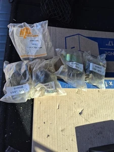 5 Hydra Zorb 100162 Cushion Clamp Assemblies And Others, 1 5/8" OD, 1 3/8" OD  - Picture 1 of 10