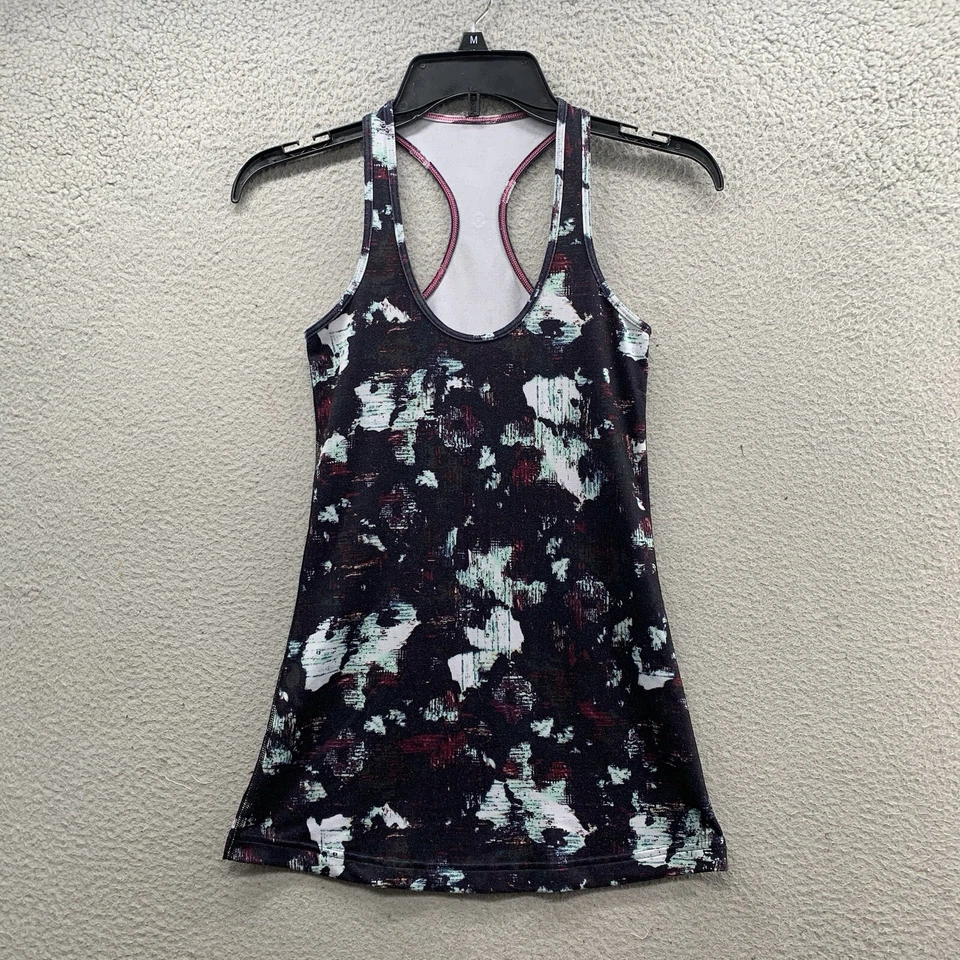 Regata Lululemon Cool Racerback azul abstrato preta camuflagem azul claro tamanho XS/S - Imagem 1 de 4