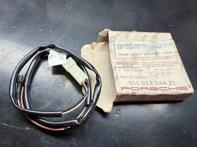 1985-1989 New OEM Porsche 911 trunk light harness - Image 1 of 2