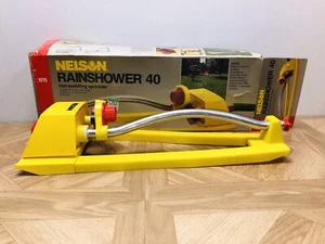 Vintage Nelson Rainshower 40 Oscillante Non Pozzanghere Irrigatore Quadrante A Pioggia Impostazione - Foto 1 di 9