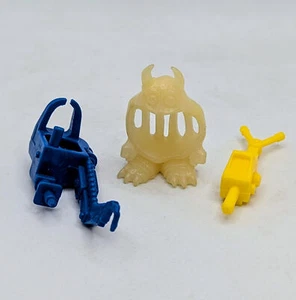 The Real Ghostbusters Accessories Lot Glow Jail Jaw Ghost, Proton Arm, PKE Meter - Picture 1 of 2