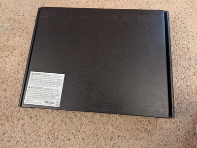 Dell Latitude 3550 - 15.54" - Intel Core i5 - 1335U - 16GB RAM - 512GB SSD - Image 1 of 2