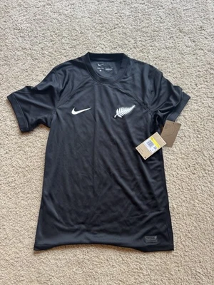 Nike New Zealand National Team 2022/2023 Away Soccer Jersey Men’s S DN0697-010 - Image 1 of 4