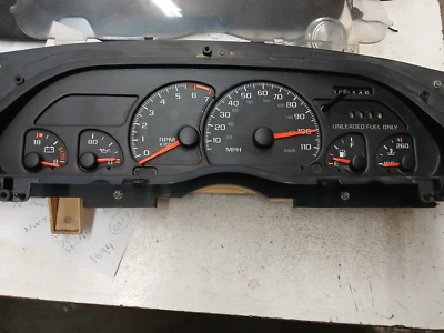 Оригинальная приборная панель спидометра для Chevrolet Camaro 3.8 1994-1996 годов выпуска 16131494 2145K - Изображение 1 из 4