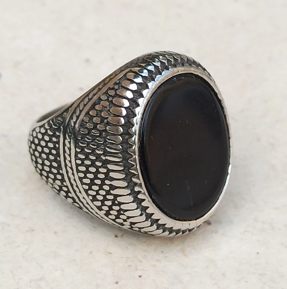 Anillo Hombre Ónix Negro Macizo Tono Plata Vintage Regalo Retro Oxidado Ovalado 9.5 Foto 1 de 4