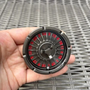 Metal Fingertip Gyro Roulette Dice for Dungeons and Dragons Spinner Metal Dice - Picture 1 of 26
