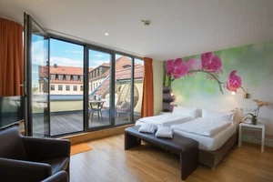 Zen Garten Zimmer mit Whirlpool, Dachterrasse, 2Personen/2 Nächte in Oberbayern - Bild 1 von 12