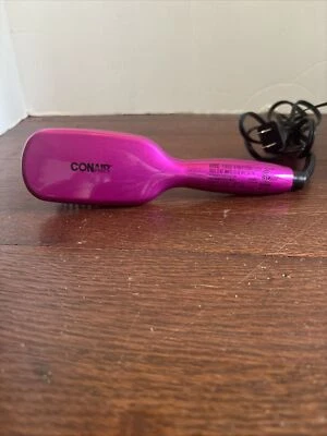 Cepillo Super Suavizante Conair Rosa Calor Suave, Doble Voltaje, Calentamiento Rápido Foto 1 de 4