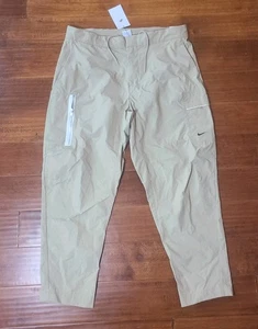 Nike Sportswear Essentials Utility Nylon Cargo Pants Mens 36 NEW DM6681-250 - Picture 1 of 8