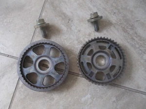 Saturn Vue AWD 3.5L SUV RH LH Timing Belt Gears / Bolts 04 05 Used OEM L66 Honda - Picture 1 of 2