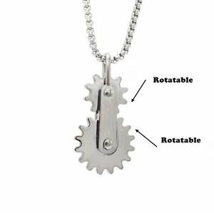 Collar colgante de engranaje giratorio de moda de acero inoxidable 316L para hombre - Imagen 1 de 5