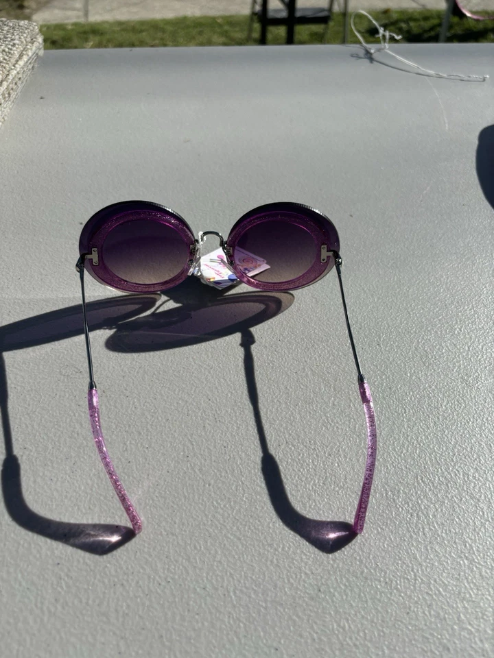 Gafas de sol redondas brillantes moradas  Foto 1 de 4