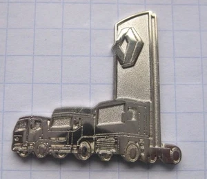 RENAULT / LOGO / LKW / TRUCK ................................ Auto-Pin (612) - Picture 1 of 1