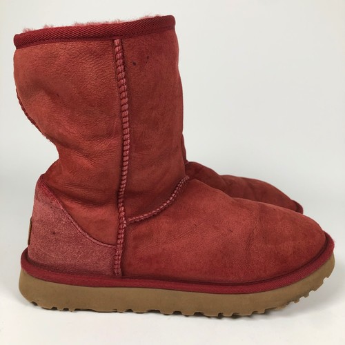 Stivali casual UGG classici corti da donna taglia 8 US 39 rossi scamosciati pelle di pecora