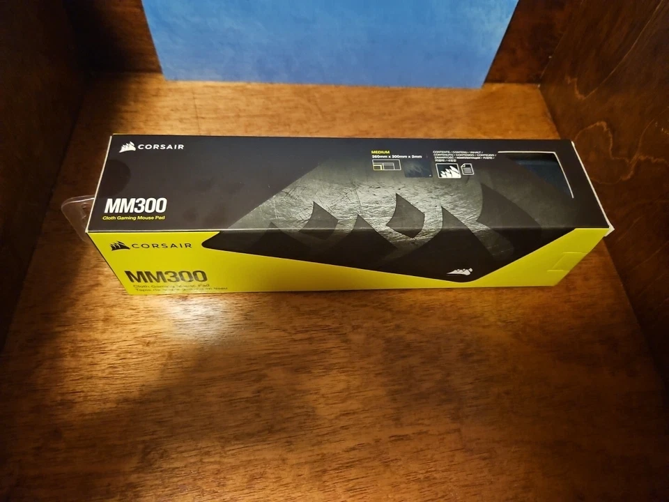 Corsair CH-9000106-WW MM300 Anti-Fray Cloth Gaming Mouse Pad, Medium - Image 1 of 4