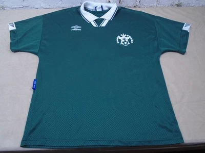 Camiseta de fútbol Umbro vintage años 90 cuello polo en blanco número 23 talla grande Foto 1 de 4